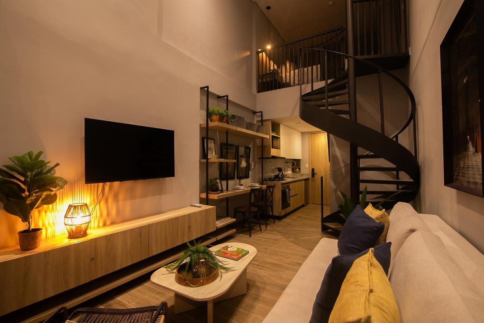 Modern Loft In The Heart Of The Historic Center Apartment *
